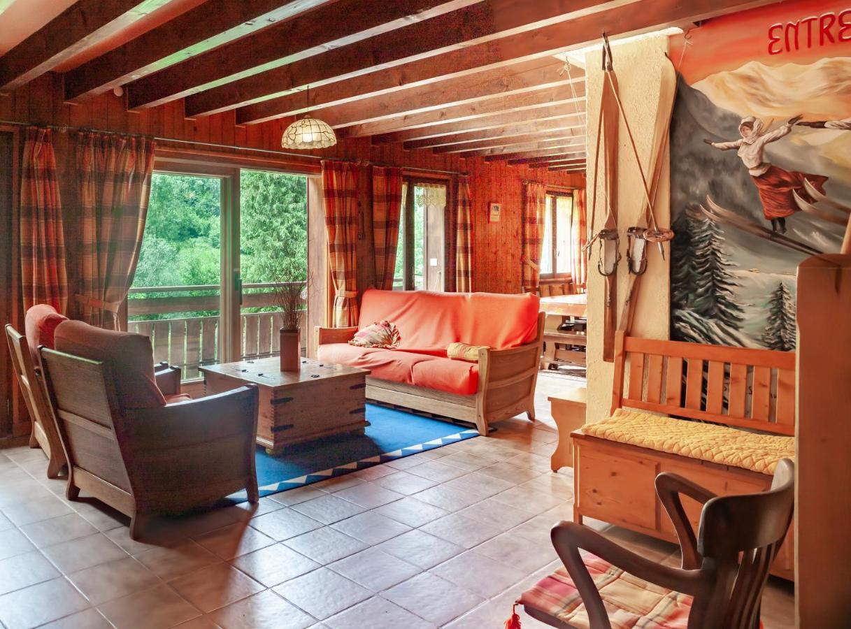 Grand Appartement Proche Gd Bornand Glieres-Val-de-Borne Экстерьер фото
